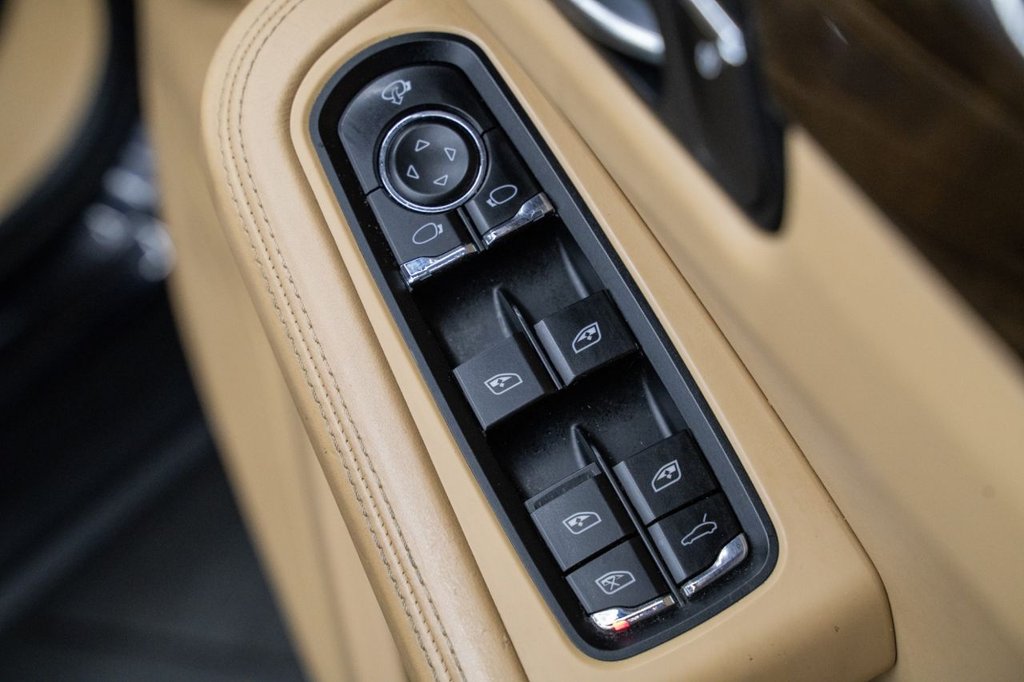 Used Porsche Macan 2014 for sale - 76105465: Photo 17