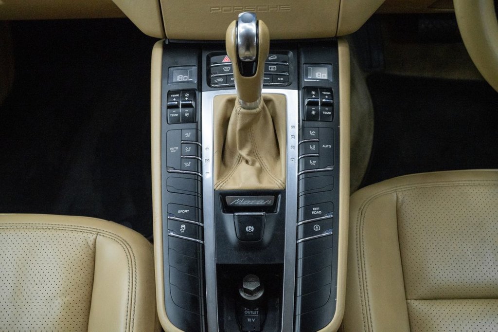 Used Porsche Macan 2014 for sale - 76105465: Photo 20