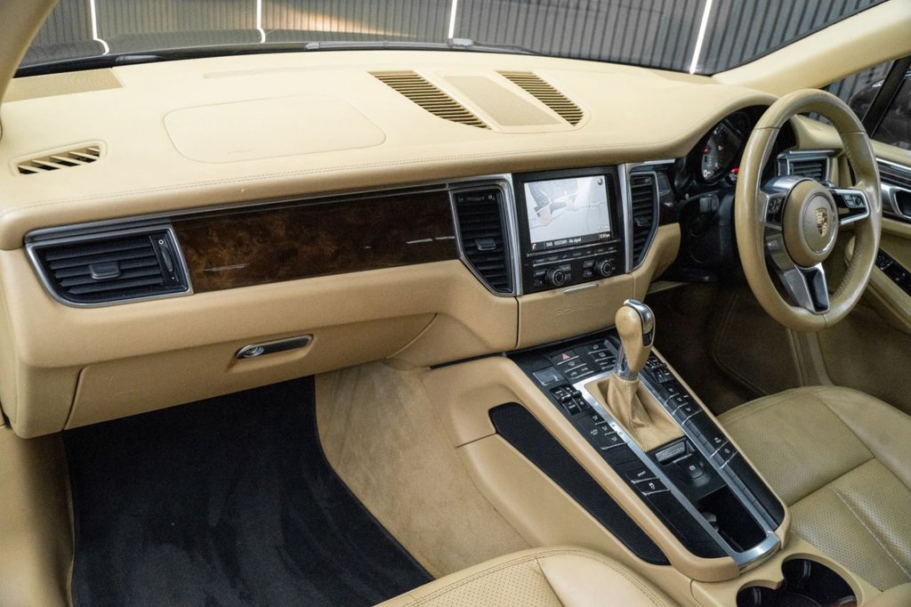 Used Porsche Macan 2014 for sale - 76105465: Photo 29
