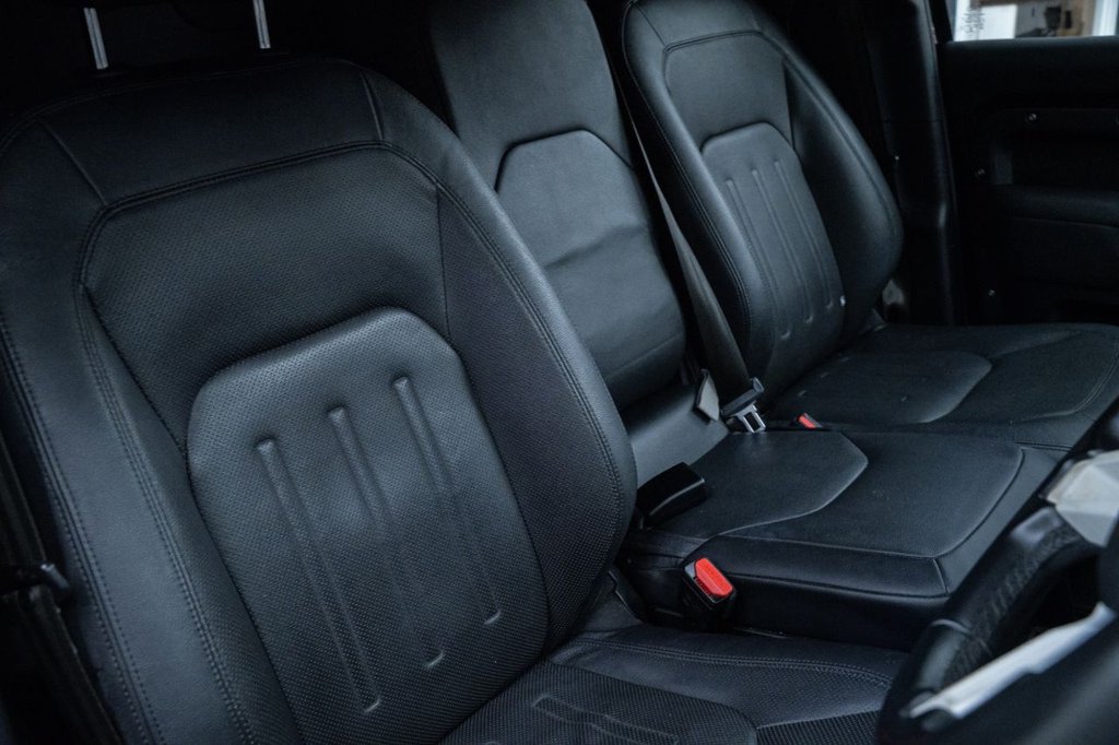 Used Land Rover Defender 2021 for sale - 77572123: Photo 16