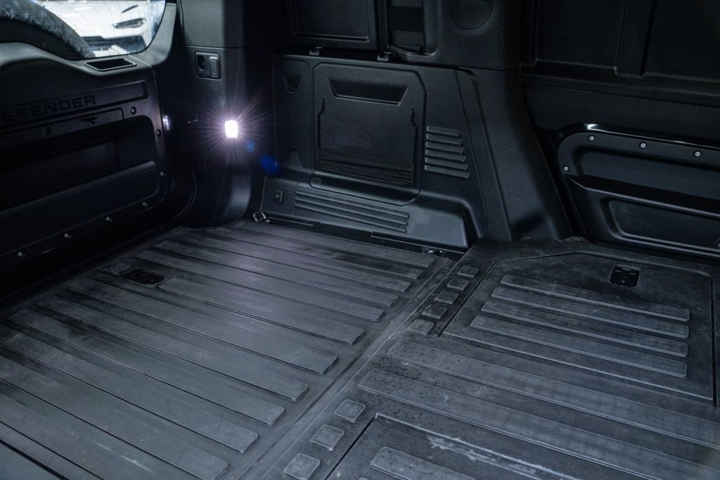 Used Land Rover Defender 2021 for sale - 77572123: Photo 31