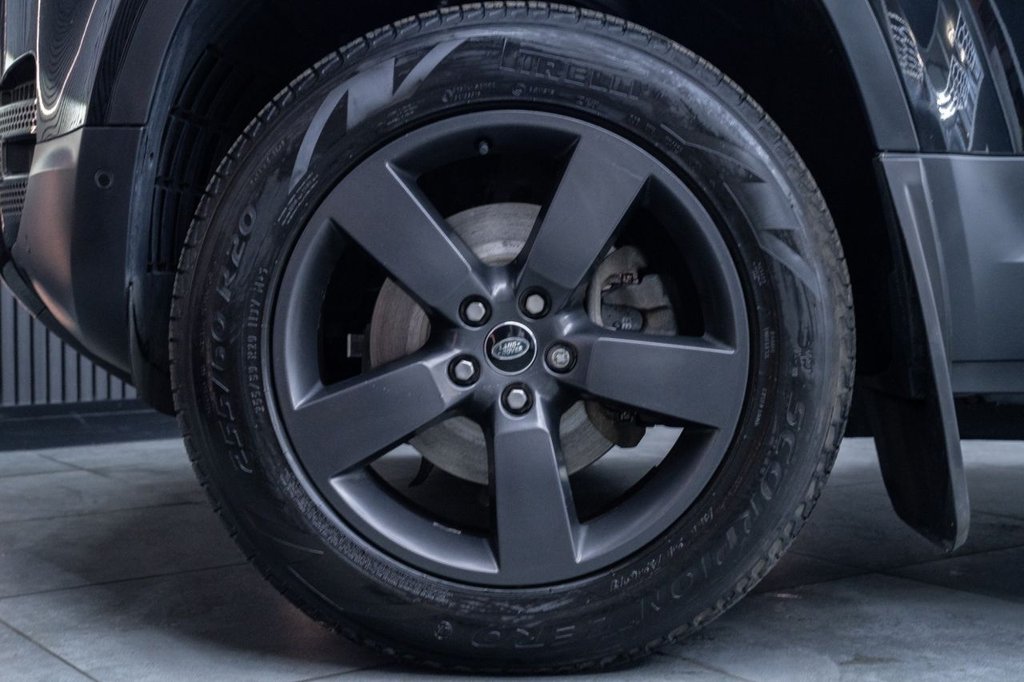 Used Land Rover Defender 2021 for sale - 77572123: Photo 5