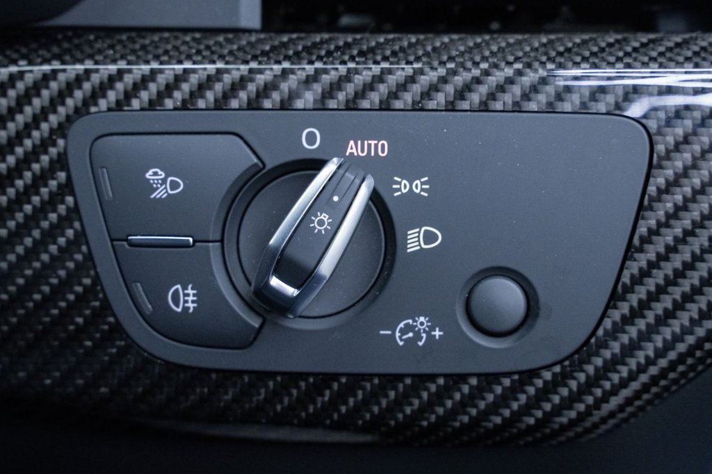 Used Audi RS4 2018 for sale - 77288288: Photo 19