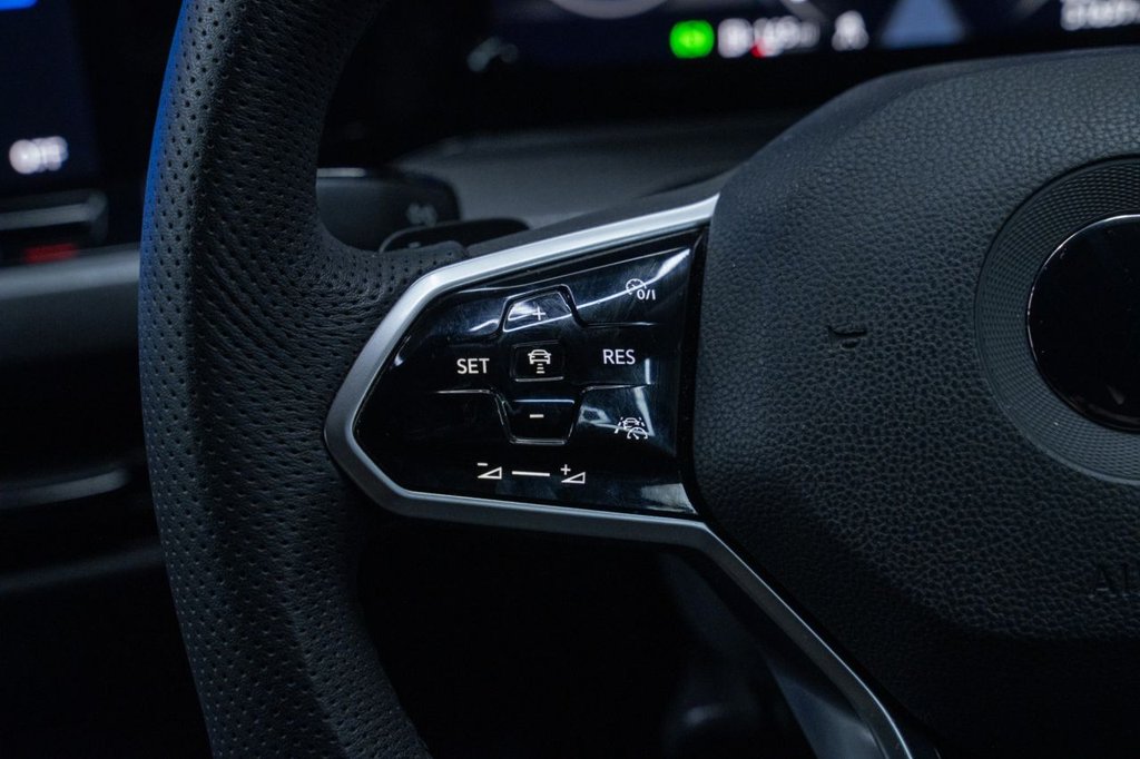 Used Volkswagen Golf 2021 for sale - 78044309: Photo 19