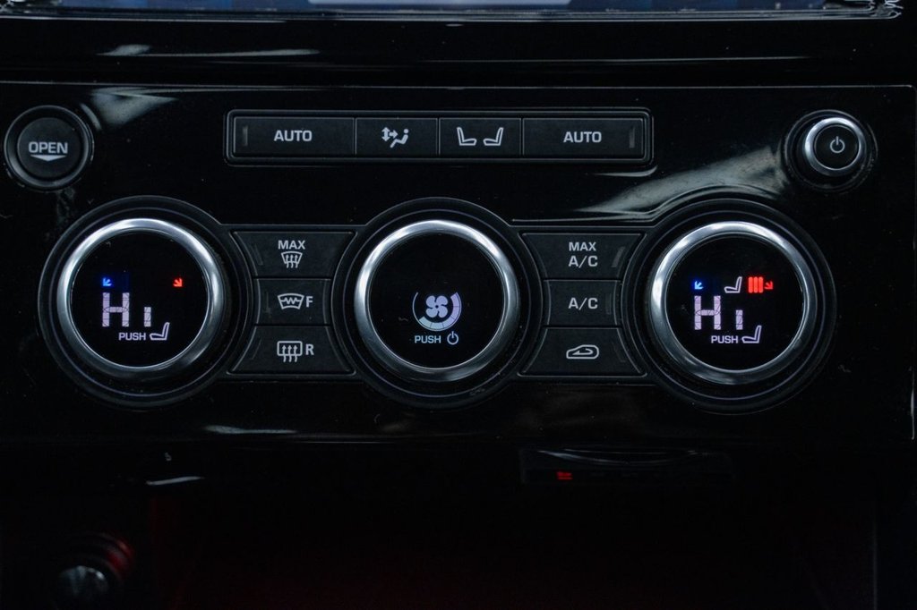 Used Land Rover Discovery 2017 for sale - 76686012: Photo 22