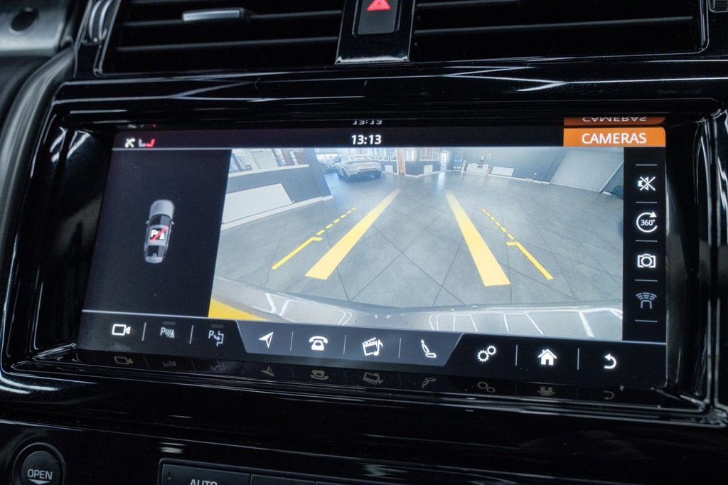 Used Land Rover Discovery 2017 for sale - 76686012: Photo 32