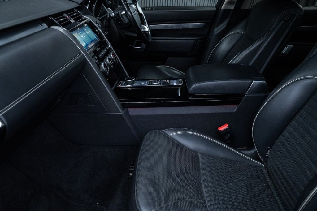 Used Land Rover Discovery 2017 for sale - 76686012: Photo 34