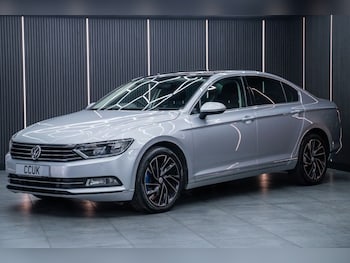 Used Volkswagen Passat 2017 for sale - 75654482: Photo