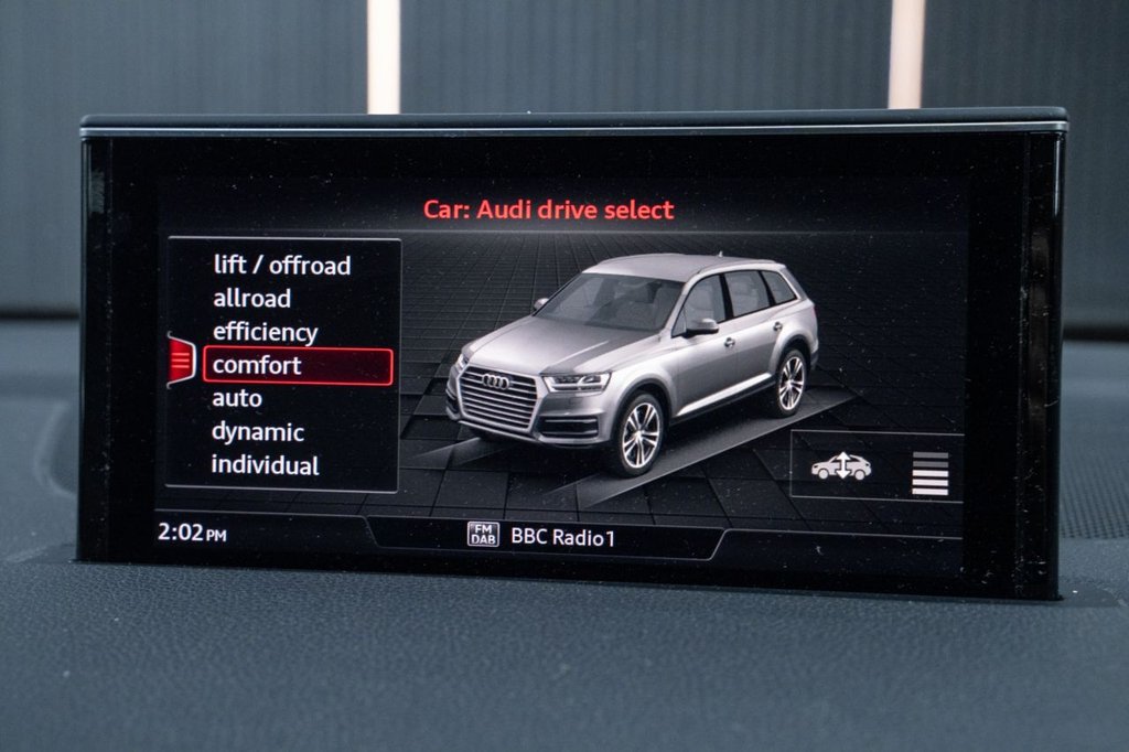 Used Audi Q7 2015 for sale - 77037770: Photo 28