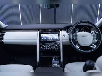 Used Land Rover Discovery 2018 for sale - 79843294: Photo