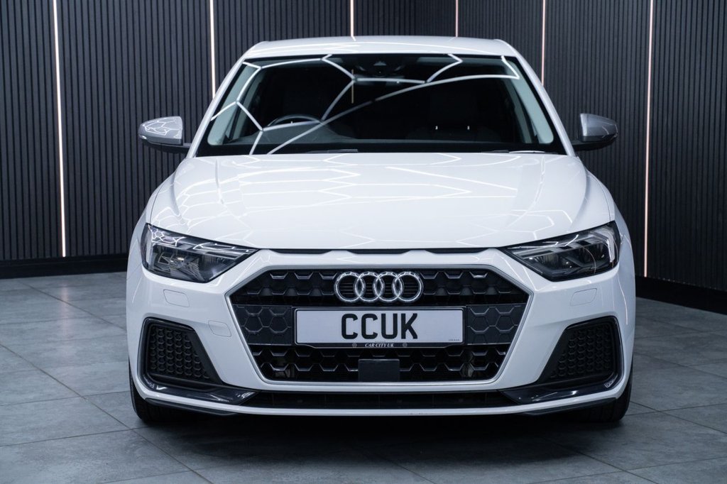 Used Audi A1 2020 for sale - 76985908: Photo 2