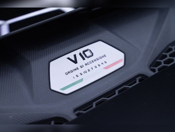 Used Lamborghini Huracan 2021 for sale - 79409672: Photo