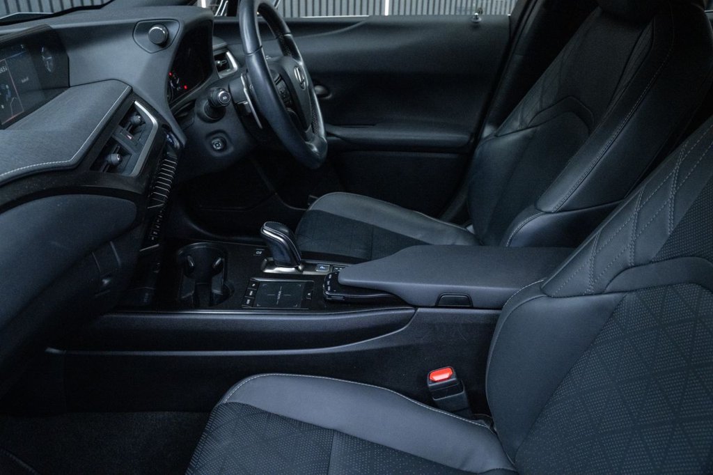 Used Lexus UX 2021 for sale - 77072393: Photo 29