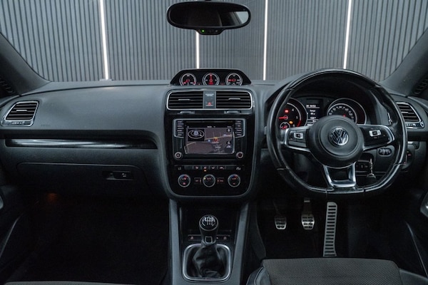 Used Volkswagen Scirocco 2016 for sale - 76172871: Photo 12