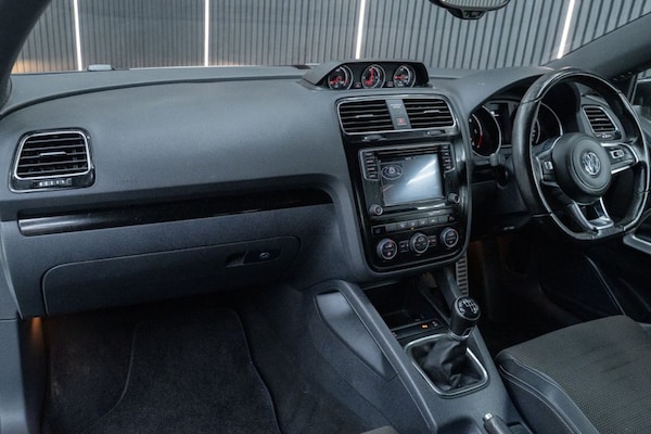 Used Volkswagen Scirocco 2016 for sale - 76172871: Photo 25