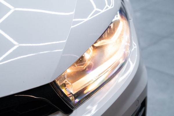 Used Volkswagen Scirocco 2016 for sale - 76172871: Photo 4