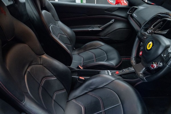 Used Ferrari 488 2018 for sale - 75610454: Photo 20