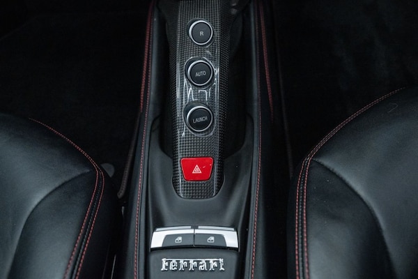 Used Ferrari 488 2018 for sale - 75610454: Photo 32