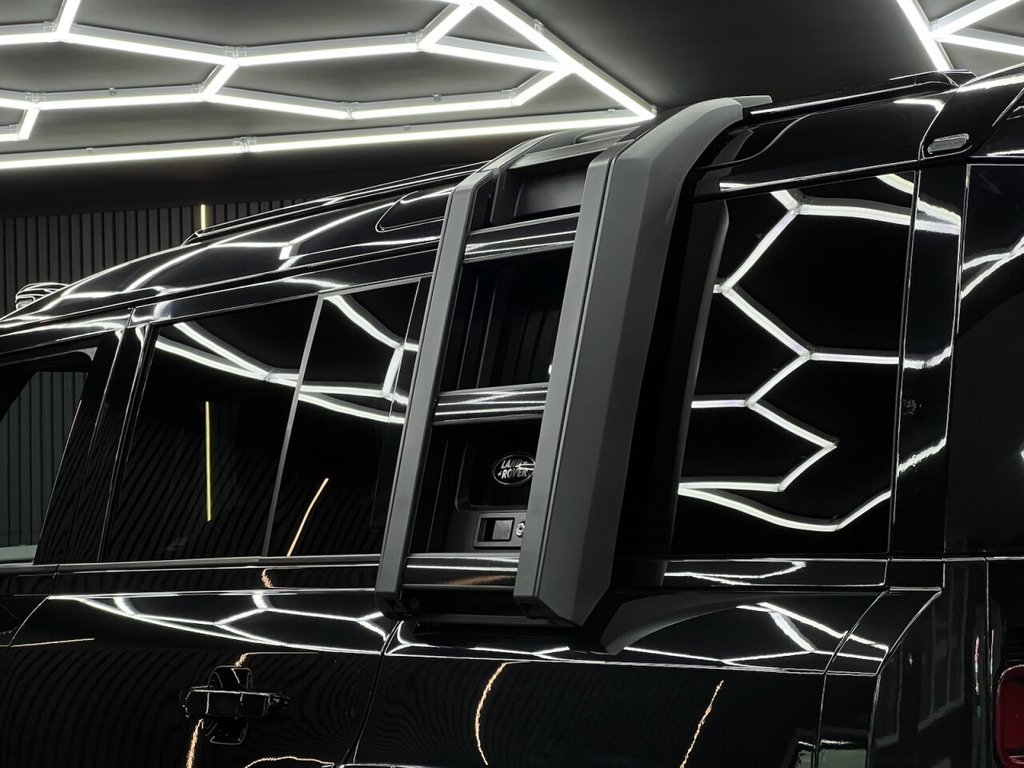 Used Land Rover Defender 2021 for sale - 77096391: Photo 10