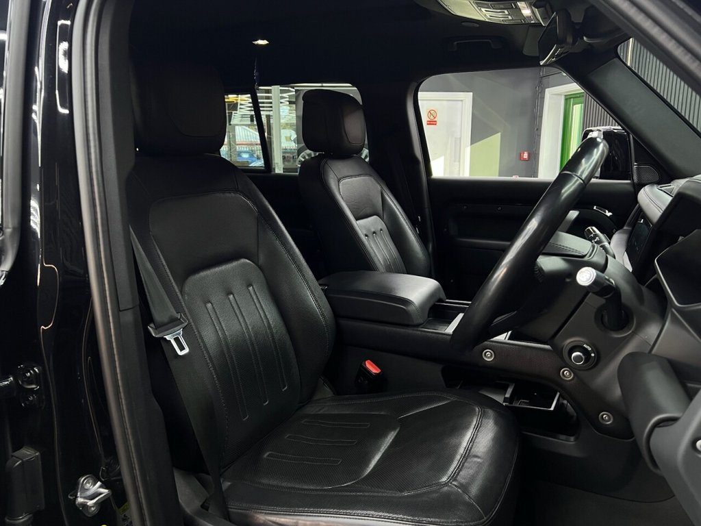 Used Land Rover Defender 2021 for sale - 77096391: Photo 17