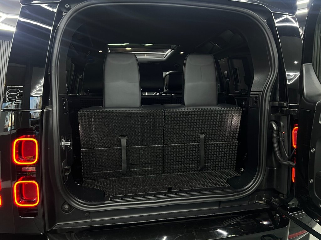 Used Land Rover Defender 2021 for sale - 77096391: Photo 37
