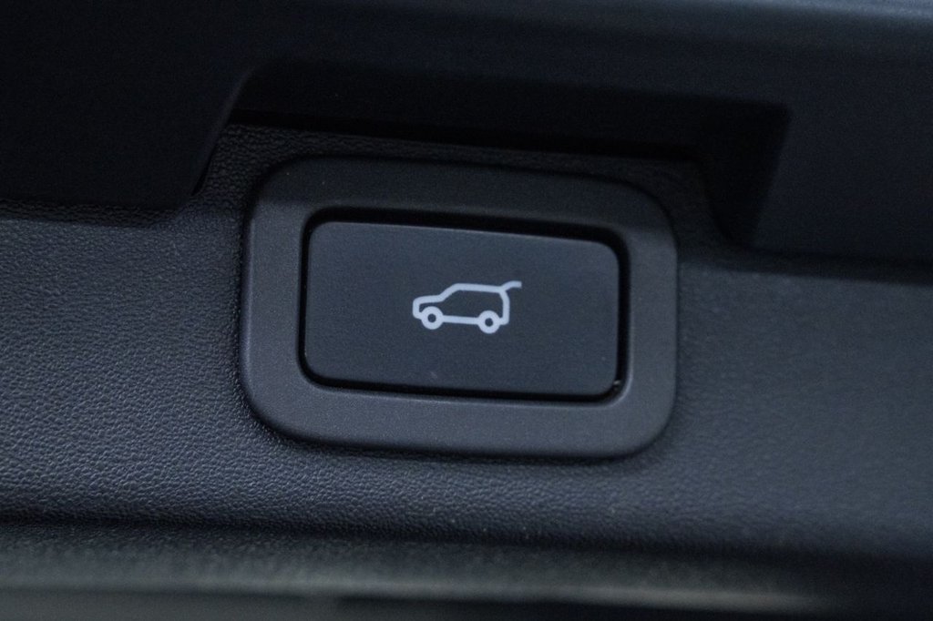 Used Land Rover Discovery 2018 for sale - 77794998: Photo 32