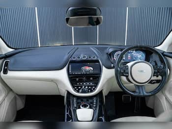 Used Aston Martin DBX 2020 for sale - 79619280: Photo
