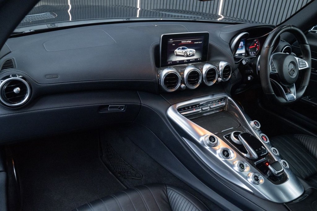 Used Mercedes-Benz AMG GT 2015 for sale - 76368201: Photo 33