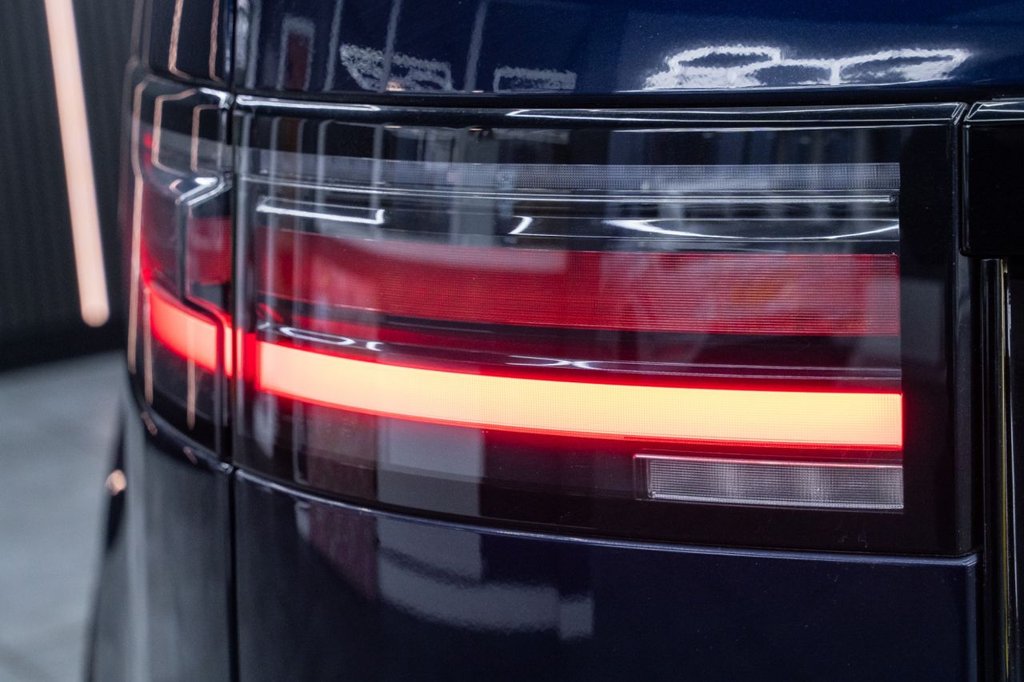 Used Land Rover Discovery 2023 for sale - 76784034: Photo 10