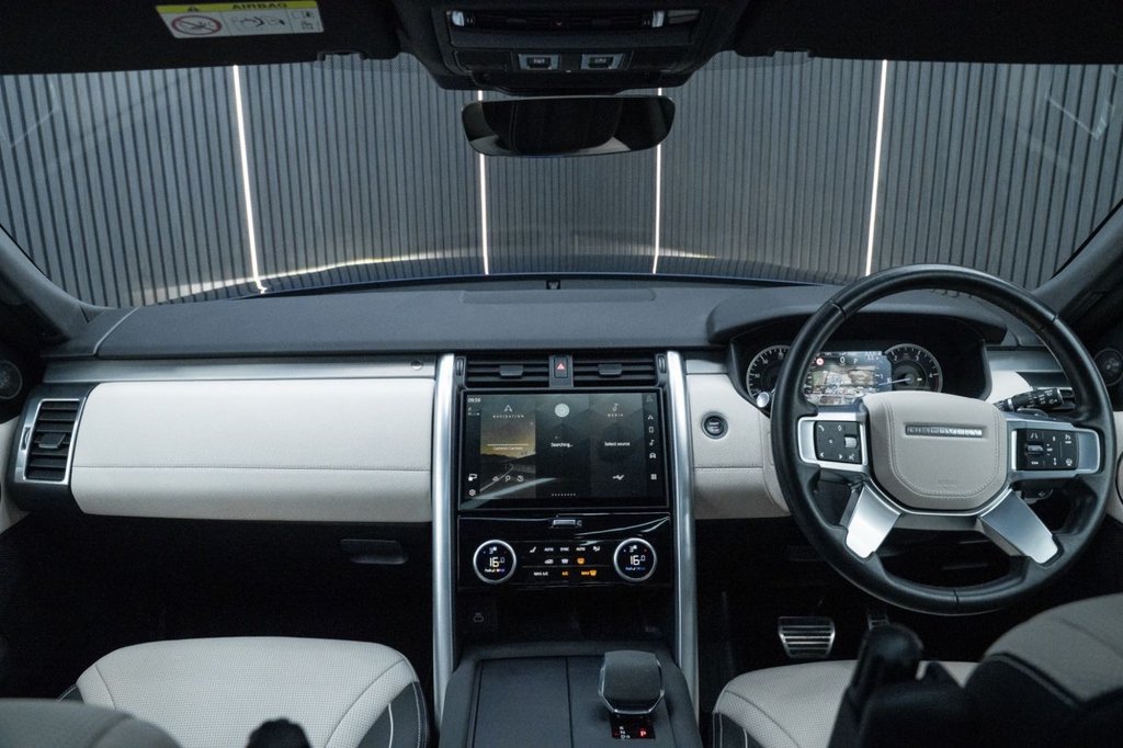 Used Land Rover Discovery 2023 for sale - 76784034: Photo 13