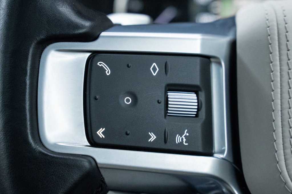 Used Land Rover Discovery 2023 for sale - 76784034: Photo 24