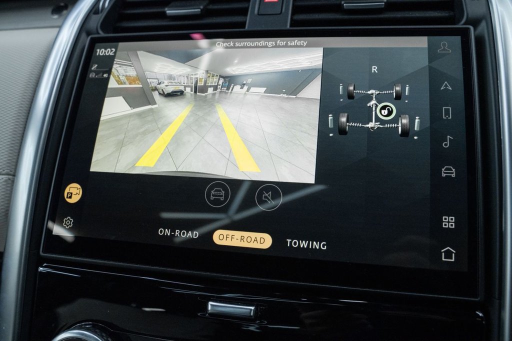 Used Land Rover Discovery 2023 for sale - 76784034: Photo 35