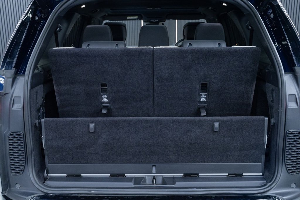 Used Land Rover Discovery 2023 for sale - 76784034: Photo 44