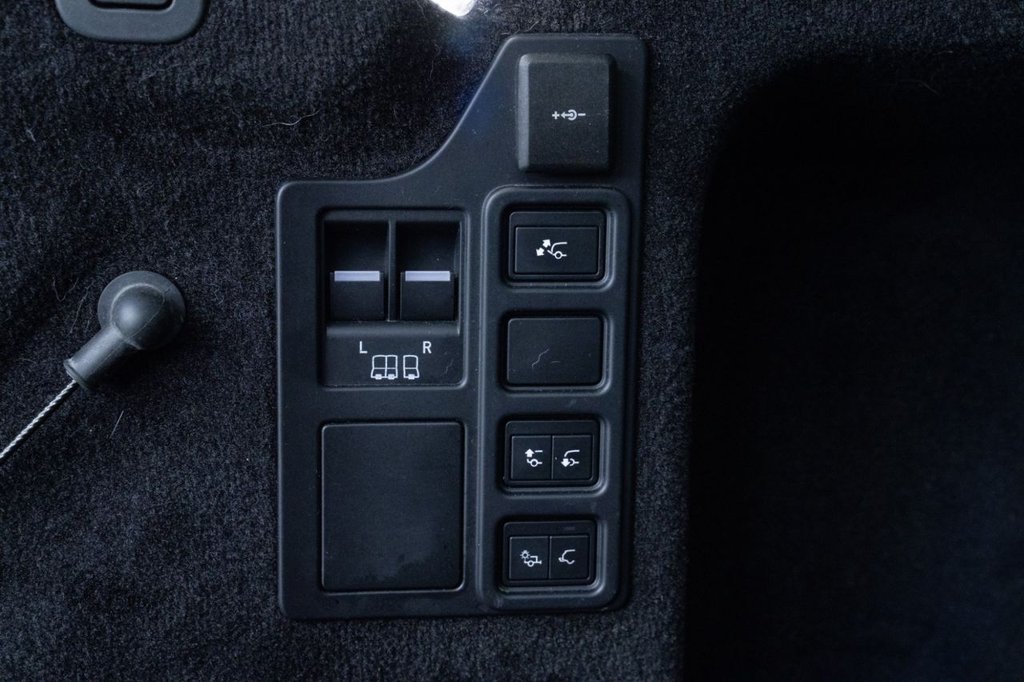 Used Land Rover Discovery 2023 for sale - 76784034: Photo 46