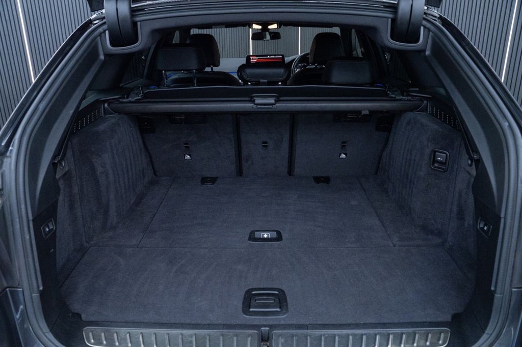 Used BMW 5 Series 2021 for sale - 77608918: Photo 29