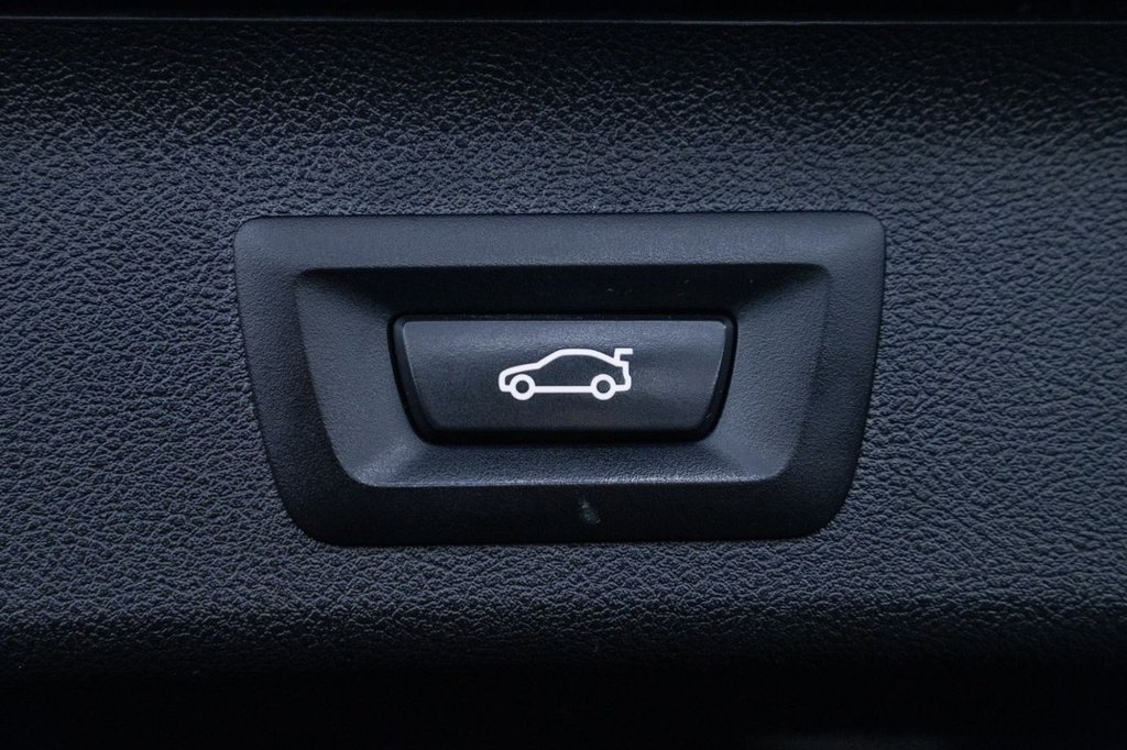 Used BMW 5 Series 2021 for sale - 77608918: Photo 30