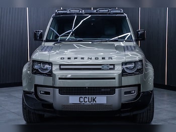Used Land Rover Defender 2021 for sale - 78487735: Photo