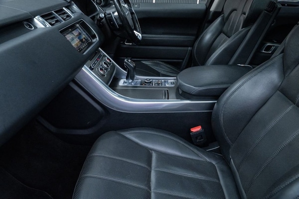 Used Land Rover Range Rover Sport 2017 for sale - 76173393: Photo 32