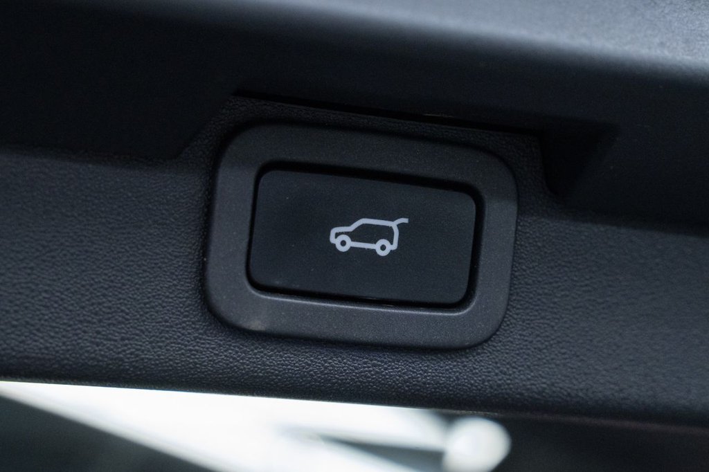 Used Land Rover Discovery 2019 for sale - 76367562: Photo 46