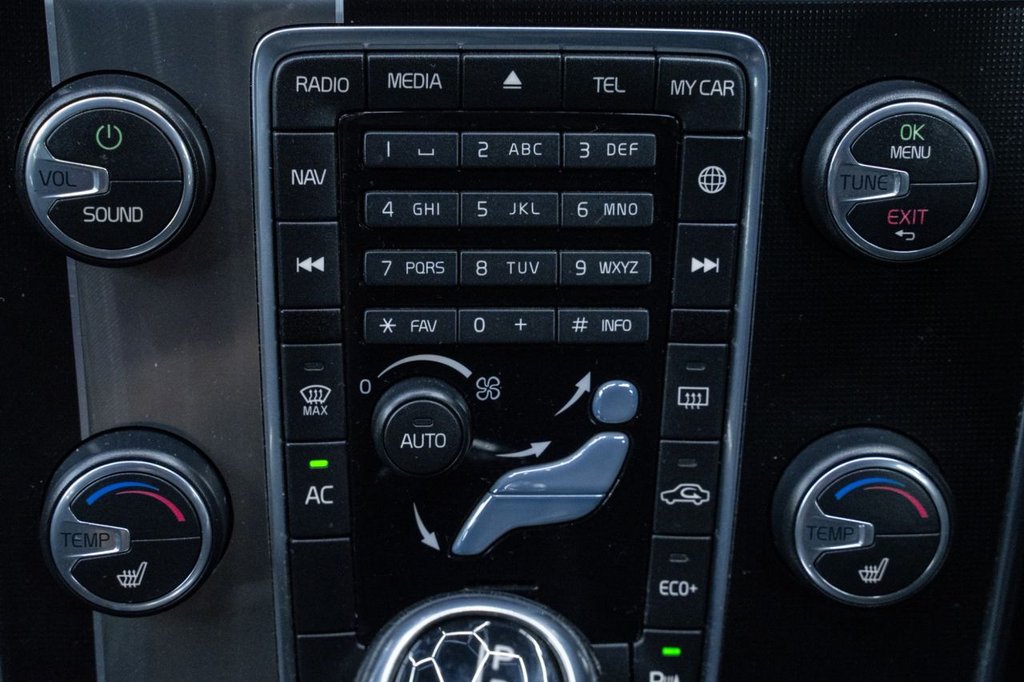 Used Volvo V60 2015 for sale - 77849451: Photo 17