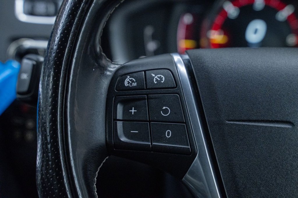 Used Volvo V60 2015 for sale - 77849451: Photo 20