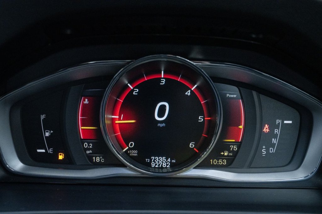 Used Volvo V60 2015 for sale - 77849451: Photo 24