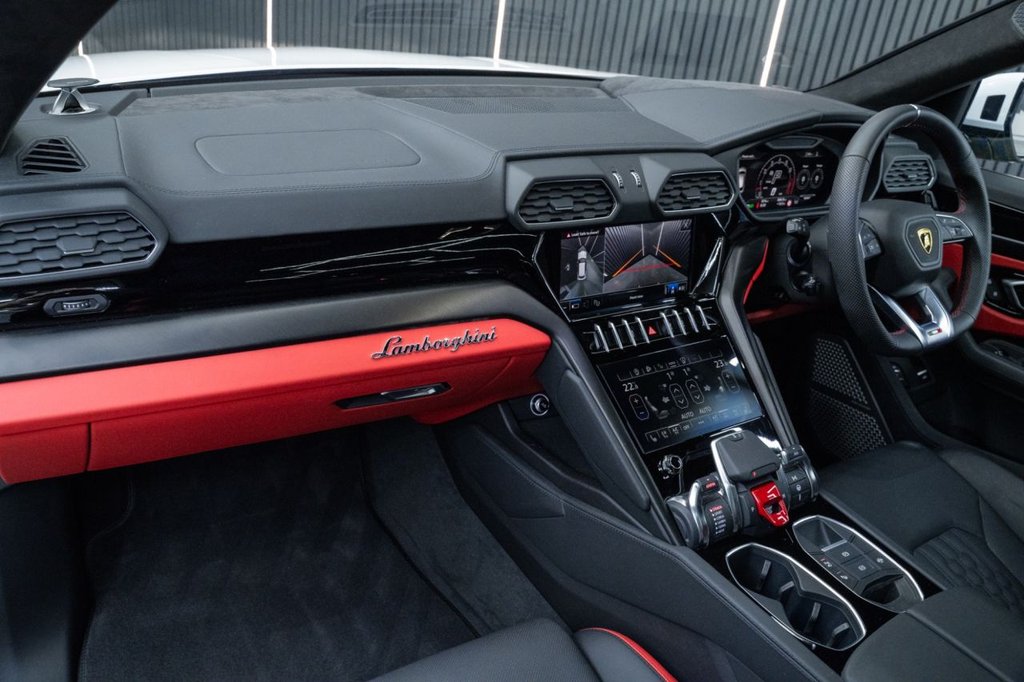 Used Lamborghini Urus 2025 for sale - 76724262: Photo 41
