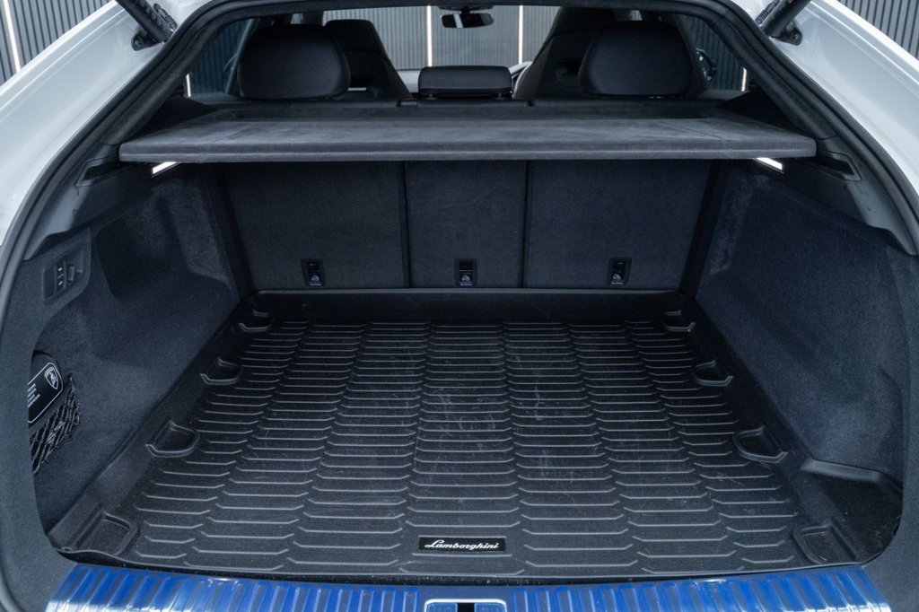 Used Lamborghini Urus 2025 for sale - 76724262: Photo 46