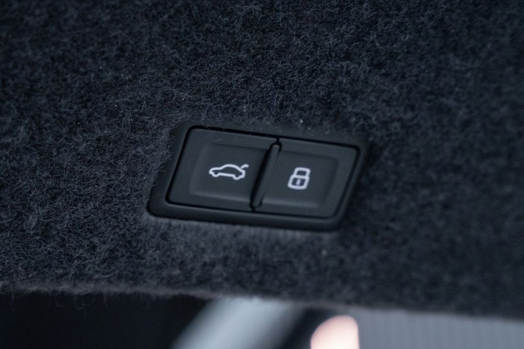 Used Lamborghini Urus 2025 for sale - 76724262: Photo 47