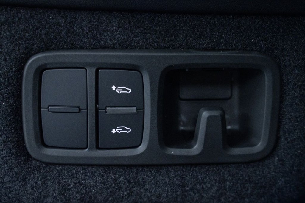 Used Lamborghini Urus 2025 for sale - 76724262: Photo 48