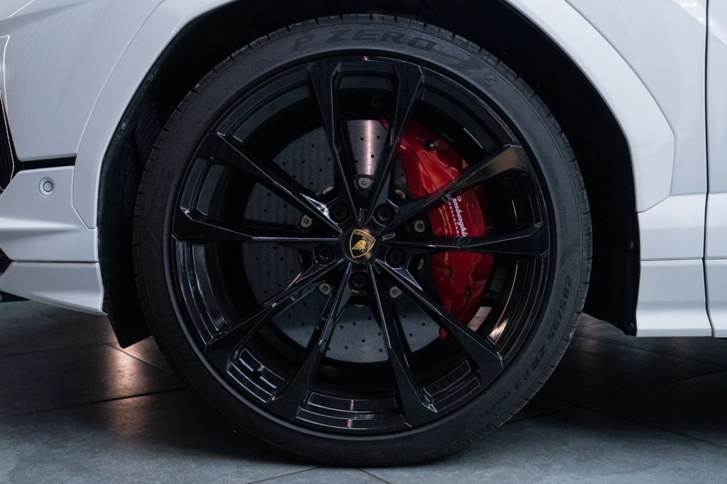 Used Lamborghini Urus 2025 for sale - 76724262: Photo 5