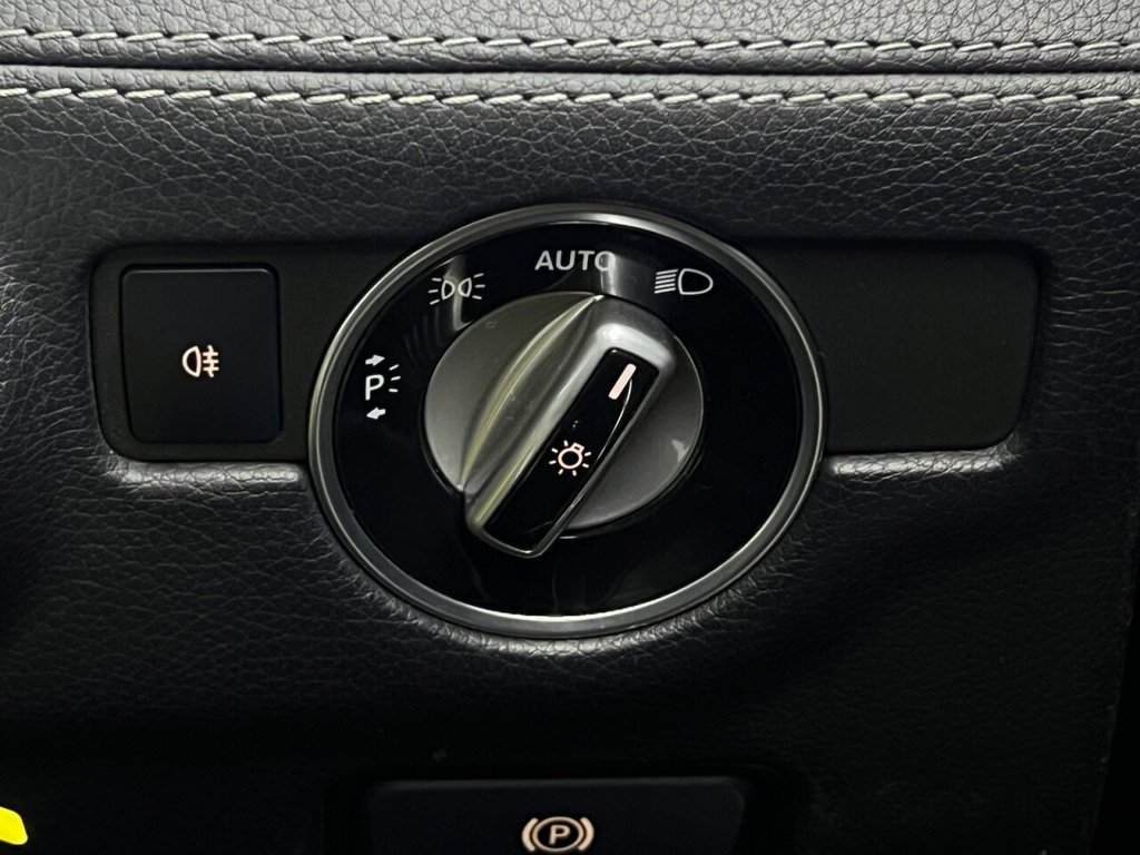 Used Mercedes-Benz SL 2013 for sale - 76367859: Photo 28