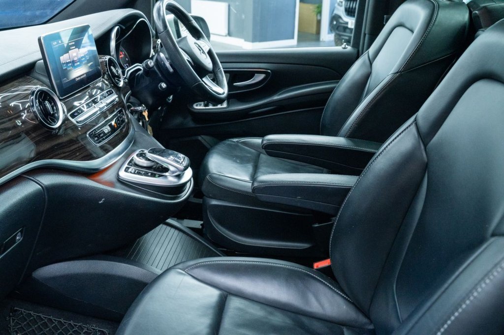 Used Mercedes-Benz V-Class 2021 for sale - 76986355: Photo 18