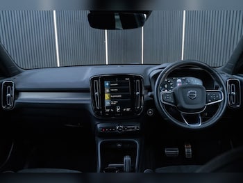 Used Volvo XC40 2020 for sale - 79518646: Photo